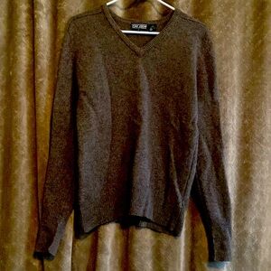 100% lambs wool The Bon brown sweater